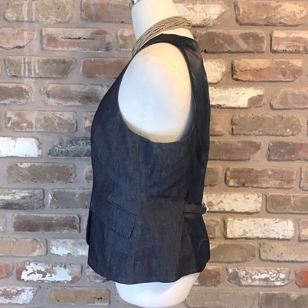 New York & Company Women's Denim Chambray 3 Button Vest 8 NEW - Picture 3 of 9